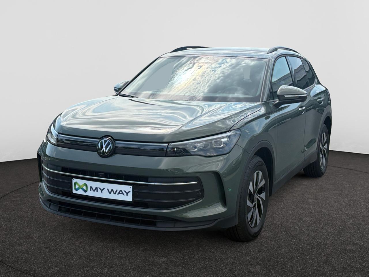 Volkswagen Tiguan - 0